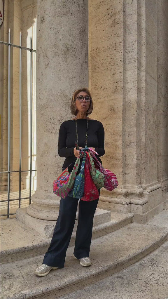 Simona presenta le borse Bobby in seta | Da Simo